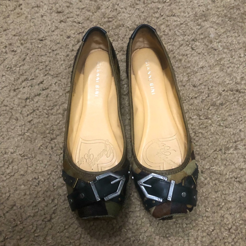 Gianni Bini Ballet Flats